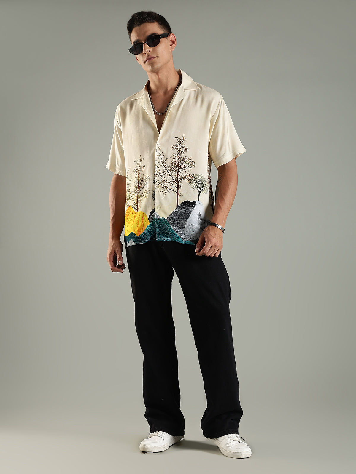 Soltera Placement Print Relaxed Fit Half Sleeves Shirt