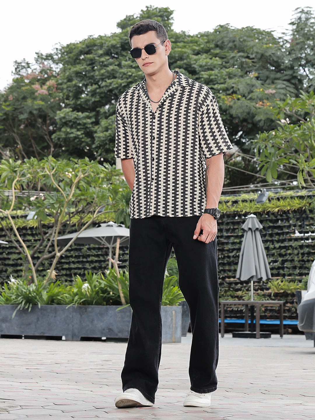 MonoGrid Crochet Oversized Half Sleeves Shirt