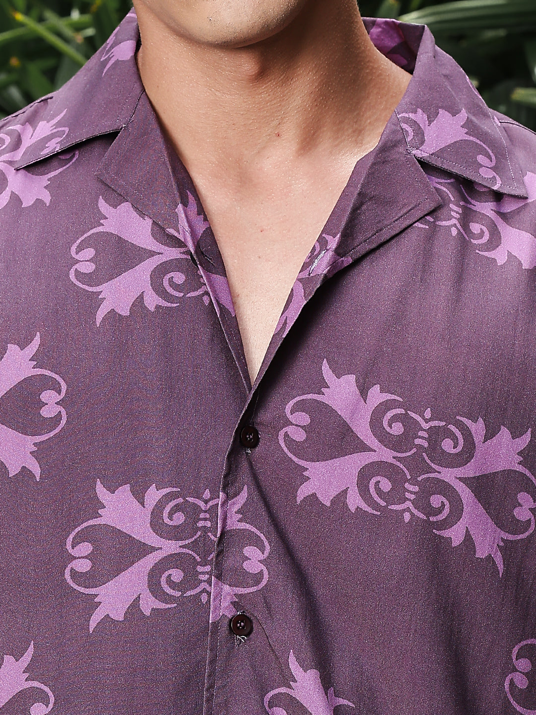 Deep Plum Print Relaxed Fit Half Sleeve Shirt