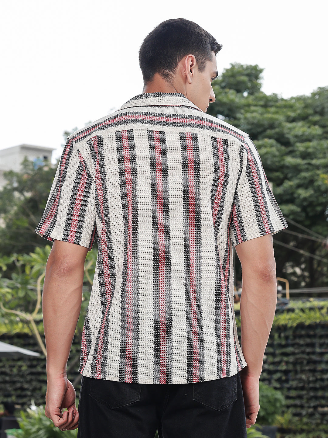 Textured Vertical Weave Relaxed Half Sleeves Shirt