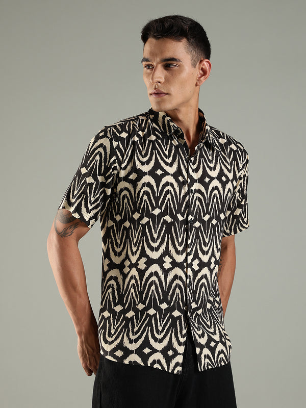 Urban Print Viscose Relaxed Fit Half Sleeves Shirt